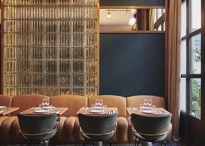 Le BalluHotel Parijs